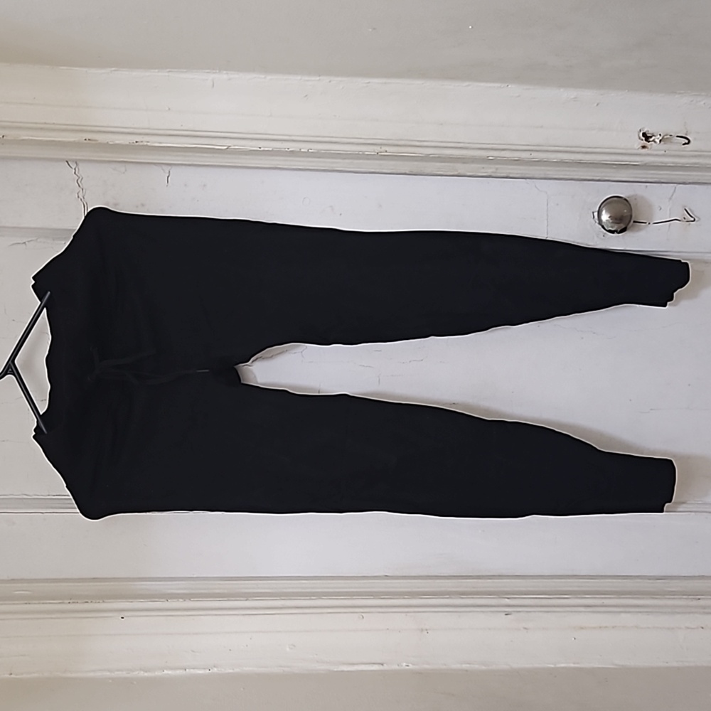 Pink medium black